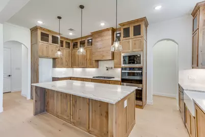 900 Medaris Way, Azle, TX 76020 - Photo 8