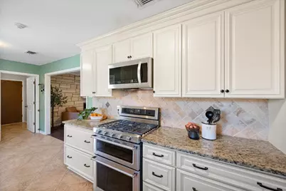 1415 Moss Rose Circle, Irving, TX 75061 - Photo 16