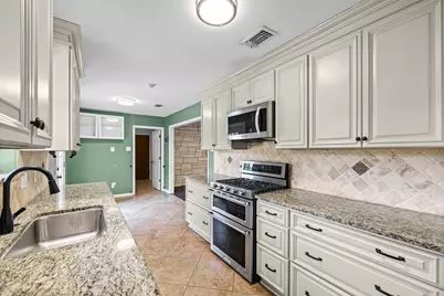 1415 Moss Rose Circle, Irving, TX 75061 - Photo 14