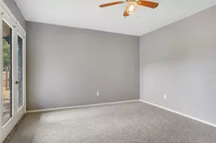 10243 Oak Branch Ln, Dallas, TX 75227 - Photo 14