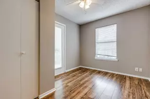 312 Mockingbird Ln, Denton, TX 76209 - Photo 12