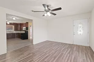 315 21st St, Mineral Wells, TX 76067 - Photo 2