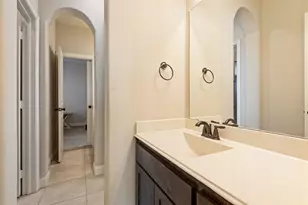 3615 Adriana Ave, Irving, TX 75038 - Photo 32