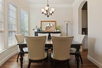 3615 Adriana Avenue, Irving, TX 75038 - Photo 6