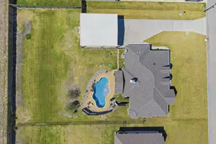 431 Brooks Dr, Nevada, TX 75173 - Photo 6