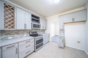 9601 Links Fairway Dr, Rowlett, TX 75089 - Photo 4