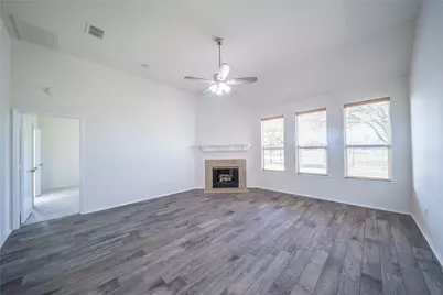 9601 Links Fairway Drive, Rowlett, TX 75089 - Photo 8