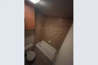 600 Bagby Avenue #1E, Waco, TX 76706 - Photo 6