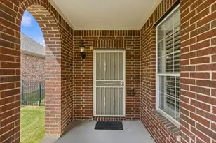 7881 Hogan Ct, Frisco, TX 75036 - Photo 4