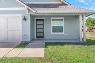 1011 Athens St, Canton, TX 75103 - Photo 4