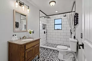 338 Co Rd 1120, Ravenna, TX 75476 - Photo 14