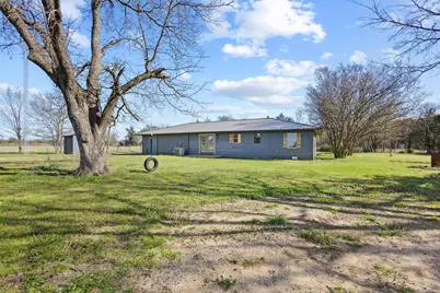 338 County Road 1120, Ravenna, TX 75476 - Photo 32