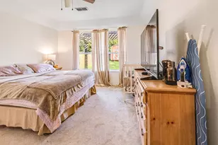 804 Ridge Point Dr, Grand Prairie, TX 75052 - Photo 20