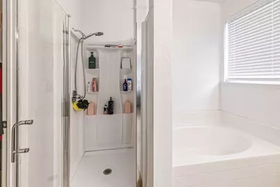 804 Ridge Point Drive, Grand Prairie, TX 75052 - Photo 28