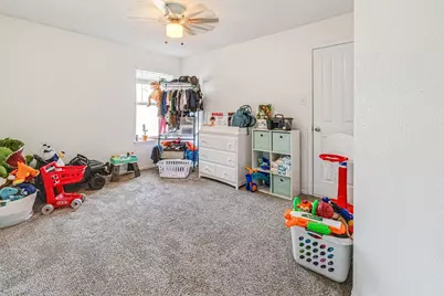 804 Ridge Point Drive, Grand Prairie, TX 75052 - Photo 34