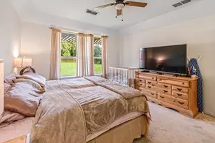 804 Ridge Point Dr, Grand Prairie, TX 75052 - Photo 22