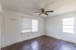 509 Scott St, Tye, TX 79563 - Photo 14