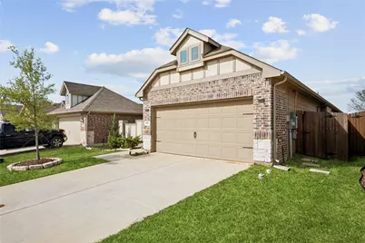 916 Crockett Street, Aubrey, TX 76227 - Photo 2