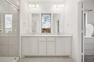 916 Crockett St, Aubrey, TX 76227 - Photo 22