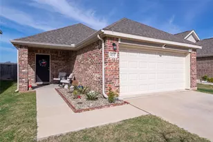 431 Woodhouse Wy, Everman, TX 76140 - Photo 1