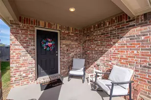 431 Woodhouse Wy, Everman, TX 76140 - Photo 2