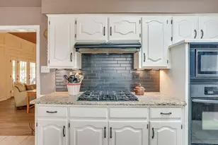 1021 Old Mill Cir, Irving, TX 75061 - Photo 14