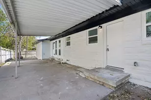 1428 Hawley Ln, Dallas, TX 75217 - Photo 28