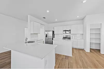 808 Black Hawk Drive, Princeton, TX 75407 - Photo 4