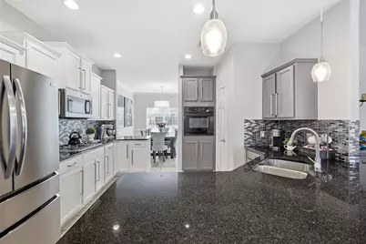 851 Branch Crossing, Lantana, TX 76226 - Photo 4