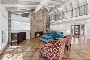 2145 Fountain Square Dr, Fort Worth, TX 76107 - Photo 6