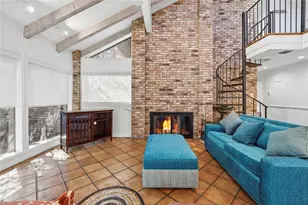 2145 Fountain Square Dr, Fort Worth, TX 76107 - Photo 8