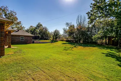 8027 Ravenswood Road, Granbury, TX 76049 - Photo 20