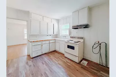 409 S 31st Street, Corsicana, TX 75110 - Photo 2