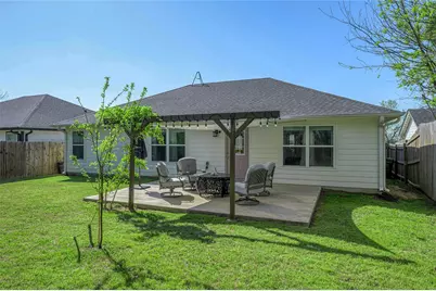 105 Thode Street, Whitesboro, TX 76273 - Photo 24