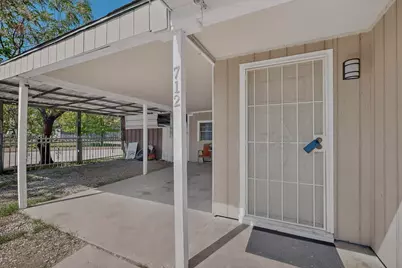 712 Hodgson Street, Fort Worth, TX 76115 - Photo 8