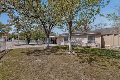 712 Hodgson Street, Fort Worth, TX 76115 - Photo 4