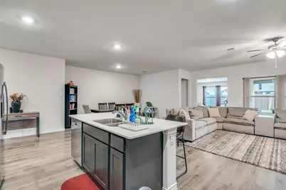 8366 Slowburn Drive, Garland, TX 75043 - Photo 6