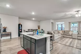 8366 Slowburn Dr, Garland, TX 75043 - Photo 6