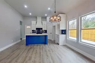 1228 E Leuda St, Fort Worth, TX 76104 - Photo 4