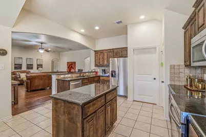 883 Mimosa Court, Stephenville, TX 76401 - Photo 10