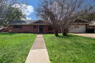 2309 Terrell Rd, Greenville, TX 75402 - Photo 2