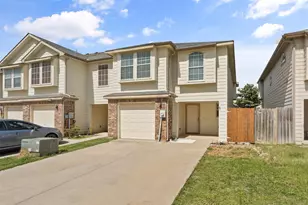 12611 Oceanside Dr, Fort Worth, TX 76040 - Photo 2