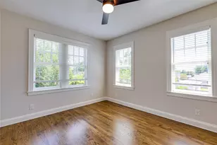 2837 Hemphill St, Fort Worth, TX 76110 - Photo 14