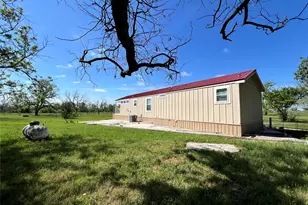 711 S Main St, Carbon, TX 76435 - Photo 34