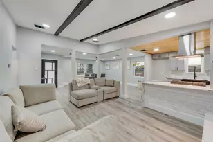 3209 Royal Ln, Dallas, TX 75229 - Photo 8