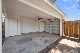 3328 Green Ridge St, Fort Worth, TX 76133 - Photo 8