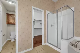 2720 Eastland Dr, Grand Prairie, TX 75052 - Photo 22