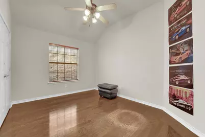 2720 Eastland Drive, Grand Prairie, TX 75052 - Photo 16