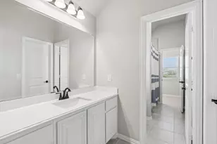 8720 Landergin Mesa Dr, Fort Worth, TX 76131 - Photo 16