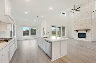 237 Sweetwater Dr, Commerce, TX 75428 - Photo 12